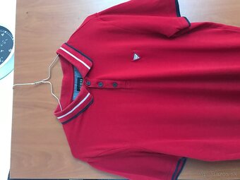 GUESS originál Red pánske polotricko L - 10
