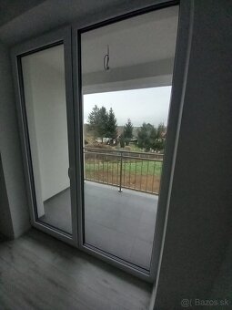 Predaj 3-izbový byt +záhradka ,Topoľčany -Kamanová,posledný - 10