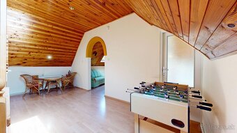 NA PREDAJ TEHLOVÝ RODINNÝ DOM V OBCI CÍFER - 10