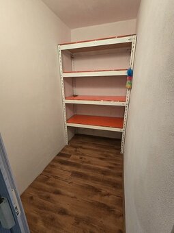 Na prenájom 2 izbový byt v meste Šurany - 10