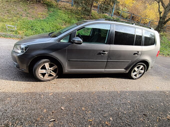 Volkswagen Touran 1.6TDI DSG - 10