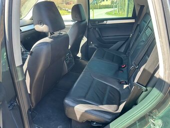 Volkswagen Touareg R-line II 3.0 TDI V6 - 10