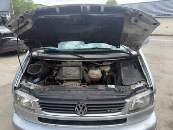 Volkswagen Transporter 2.5l 75kw - 10