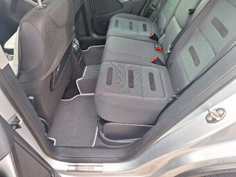 VW Tiguan 4x4 - 10