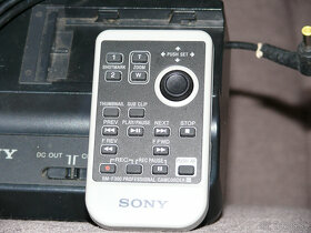 Predám Kameru Sony PMW-100 - 10