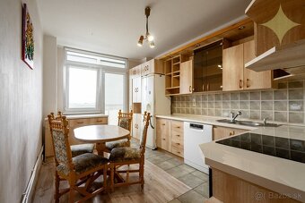 Na predaj, 3 izbový byt, sídl. Drieňová, Banská Štiavnica - 10