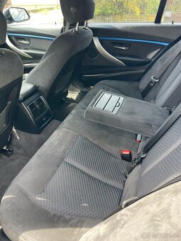 BMW 318i M Sport (2017) - 10