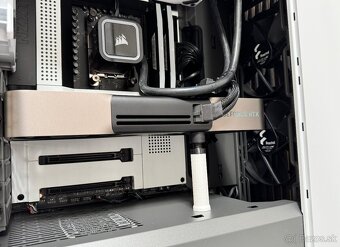 Ryzen 9 9950X3D\32GB\RTX 5080\SSD\1200W Zdroj - 10