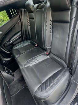 Dodge charger 6.2 SRT Hellcat - 10