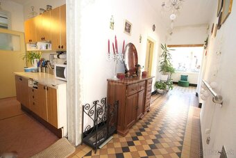 PREDAJ 4 izb DOM s garážou a poz. 992m2 obec Krásno - 10