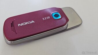 Nokia 7230, v topke. - 10