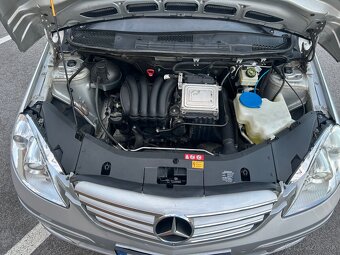Mercedes Benz B200 - 10