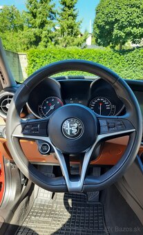 Predám Alfa Romeo Giulia 2.2 Diesel 180 AT Super - 10