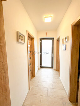 Skvelá ponuka 4i RD v súkromnej rezidencii - 10