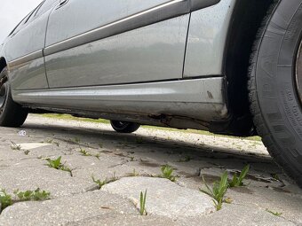 Peugeot 406 2.0 HDi - 10