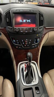 Opel Insignia A Facelift - 10