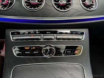 Mercedes E200 4matic COUPE - 10
