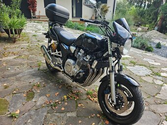Yamaha XJR 1300 - 10