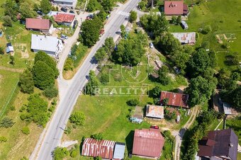 Stavebný pozemok o výmere 1638 m2 v obci Lutiše - 10