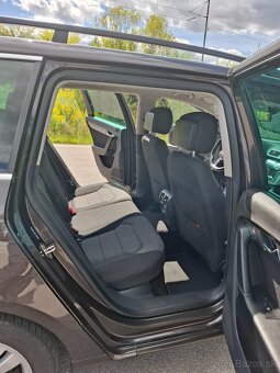 Volkswagen Passat Variant B7 DSG - 10