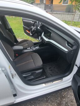 Škoda Octavia Combi 2.0 TDI Scout 4x4 DSG - 10