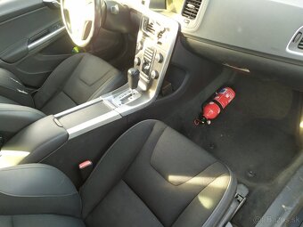 Predám Volvo S60 2.0 D3 - 10