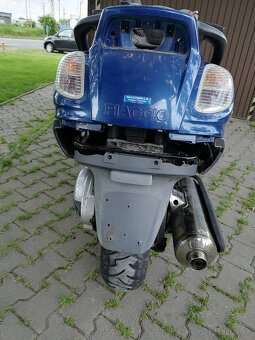 Piaggio x9 - 10