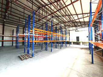 PRENÁJOM - zateplená skladová hala 547 m2, Modra - 10