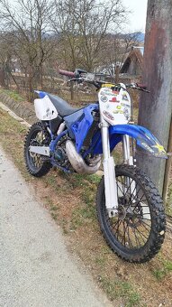 Yamaha YZ 250 - 10