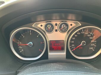 Ford Focus Kombi 1.6 tdci Mk2 facelift - 10