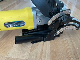 Lamelovacia fréza Amitech 900W - 10