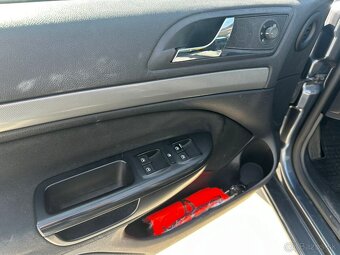 Škoda Octavia Combi 2.0TDI - 10