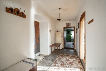 Váš súkromný raj s dychberúcim výhľadom a 9444m2 veľkým poze - 10