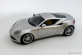 ARTEGA GT 1:18 REVELL - 10