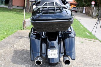 Harley Davidson Street Glide Custom - 10