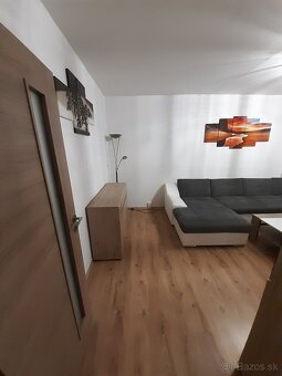 Prenájom 3 izbového bytu - 10