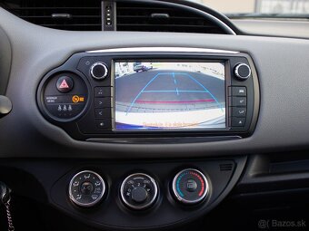 Toyota Yaris 1.3 2016 - 10