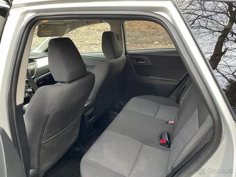Toyota AURIS 2.0D-4D Diesel M6 TOP STAV - 10