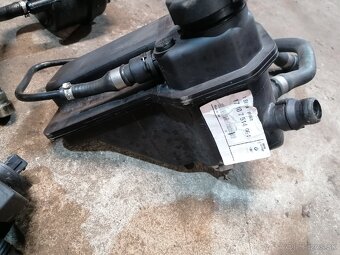 Nádoby na vodu olej bmw e60 E70 e53 e39 - 10