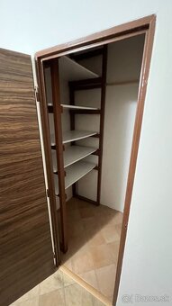 Prenájom 2-izbového bytu – Levice, centrum - 10