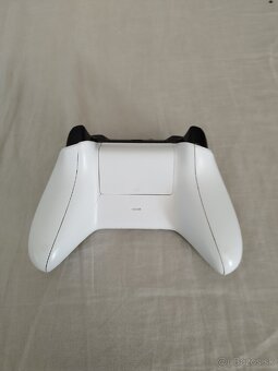 Xbox One S - 10