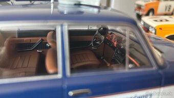 LADA 1500 VB 1974-1977 1:18 + bonus odznak ŠTB - 10