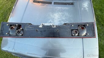 Zadný svetelný panel (heckblende) Audi 100 C4 Avant - 10