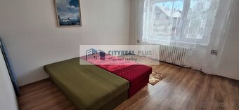 Ponúkame na prenájom 6 izbový rodinný dom v Nových Zámkoch z - 10