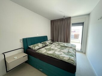 Luxusne zariadený trojizbový apartmán / Chorvátsko - 10
