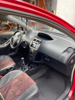 TOYOTA YARIS NA PREDAJ - 10