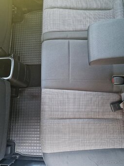 Kia Venga 1.4 CVVT LX SR - 10