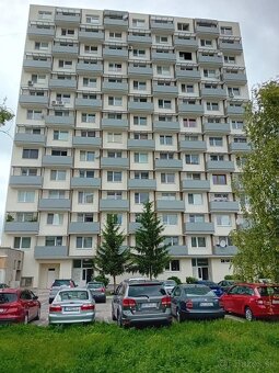 Na predaj garsónka s balkónom Levice - 10