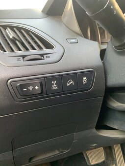 Hyundai ix35 - 10