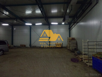 Predám veľký priemyselný areál s halami v Nových Zámkoch - 10